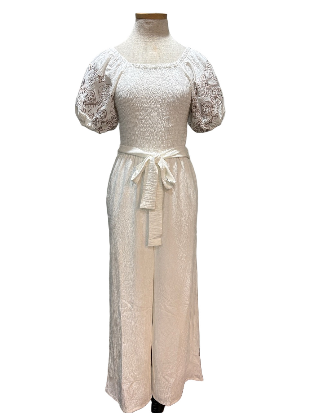 Cato sz S white gauzy puff sleeve embroidered jumpsuit